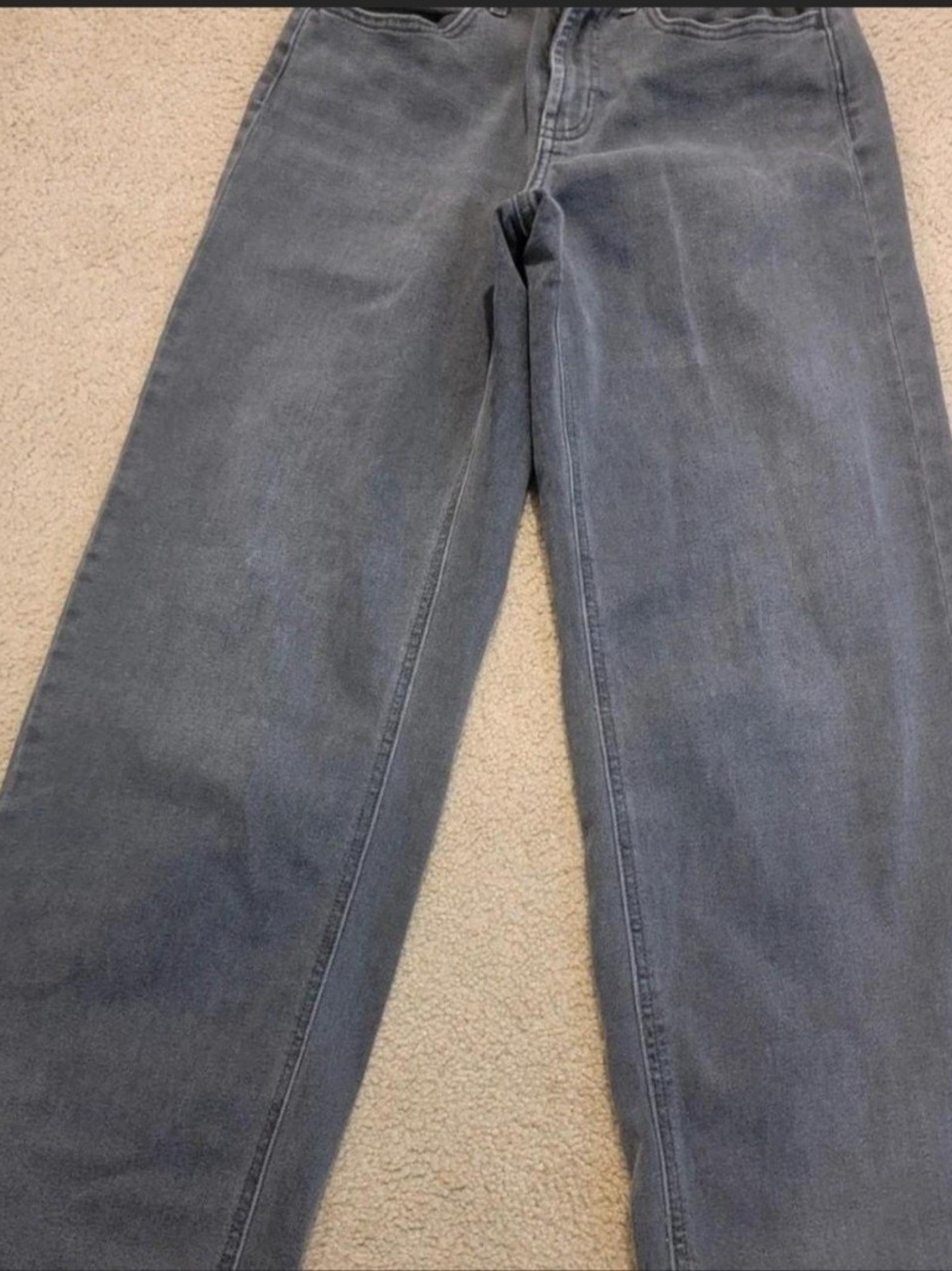 Old Navy Wow Blackish Grey Petite Jeans Size 2P Wide-Leg Jeans